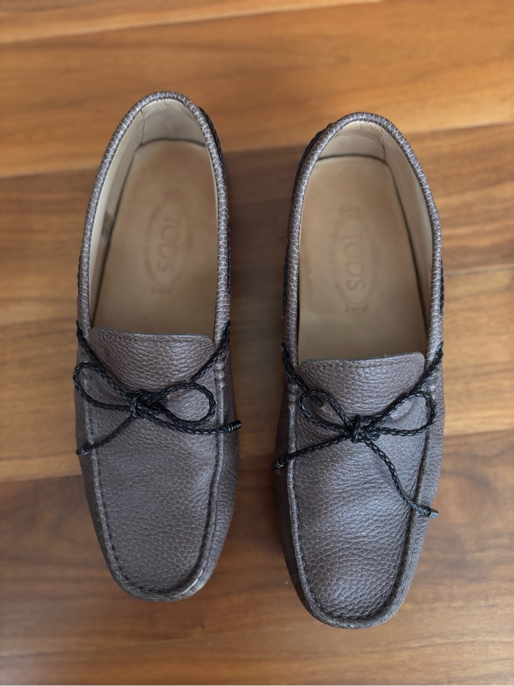 Tod's Brown Men's Pebble Grained Leather Gommino Driving Loafers Size 8